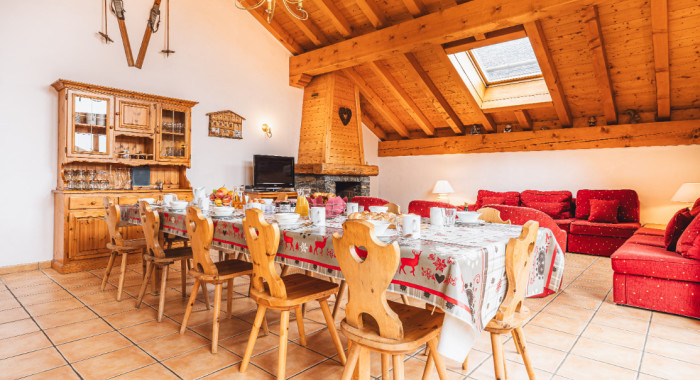 Chalet Azalee, Meribel ski chalet, image 4